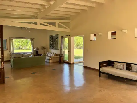 Casa en Venta de 5 dormitorios