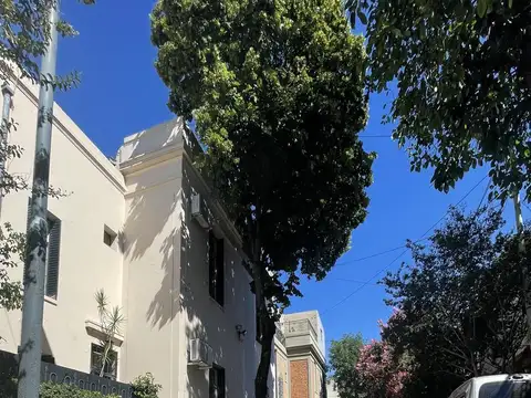 Casa venta Flores Carriego 965