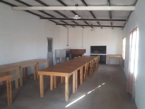 VENTA COMPLEJO PILETAS, QUINCHOS, CASA.GRAL ALVEAR
