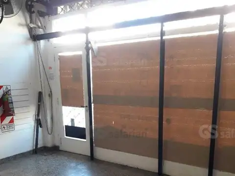 Local en Alquiler 40 años