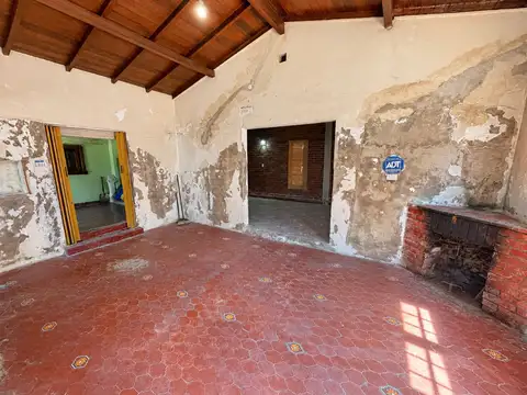 CASA QUINTA EN VENTA EN ESTEBAN ECHEVERRIA 3 AMB.