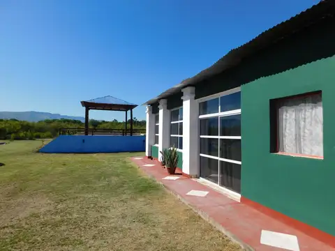 CASA QUINTA/FINCA CON PILETA Y QUINCHO  2HAS. EN GRAL.GUEMES