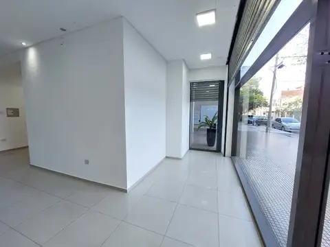 Local comercial en Alquiler Pablo Pescara, Maipú