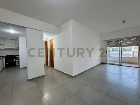 Departamento 3 ambientes en venta con cochera en Santos Lugares