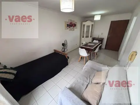 Departamento en Alquiler en Guemes, $ 800.000