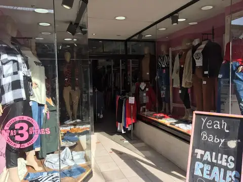 Local en Venta 40 años