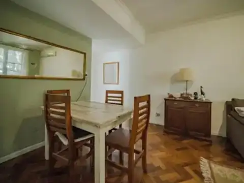 Departamento tipo casa en venta en San Isidro Centro