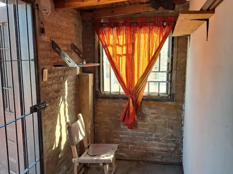 Oportunidad Casa de 2 dormitorios con terraza , remodelada