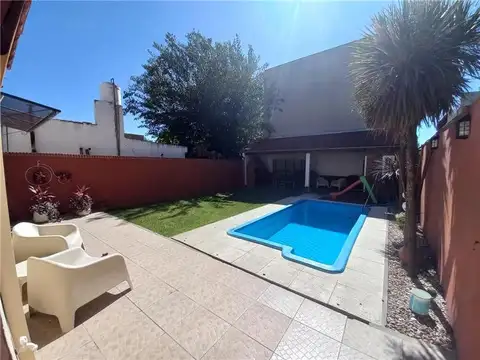 Casa en Venta en Lomas de Zamora, USD 140.000