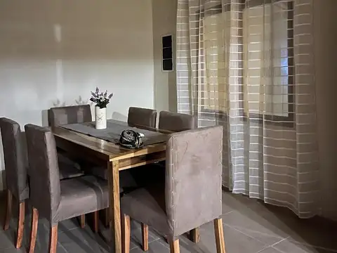 Casa 3 ambientes con 2 baños