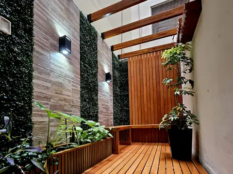 IMPECABLE 2 AMB c/ JARDIN. A mts del Parque Centenario