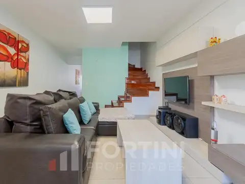 Casa 5 ambientes con 1 baño