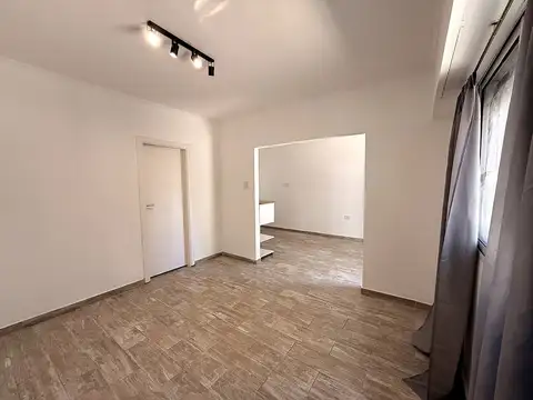 Depto Tipo Casa 3 ambientes con 1 baño