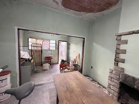 Casa 2 ambientes con 1 baño