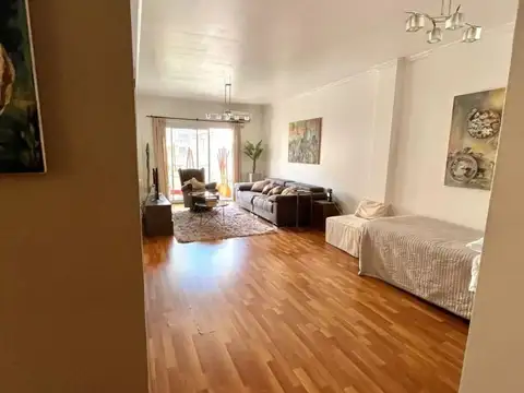 Charcas 5100, Piso 7