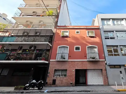 Venta, Casa, lote propio, Palermo, Pje. Virasoro -  4 dormitorios - Luminosa