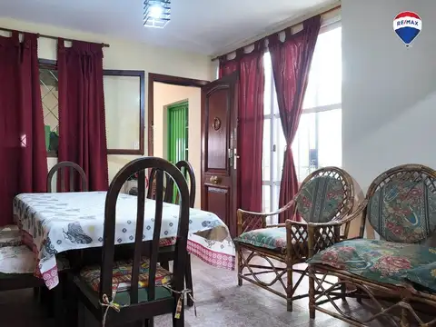 Casa 4 ambientes con 1 baño