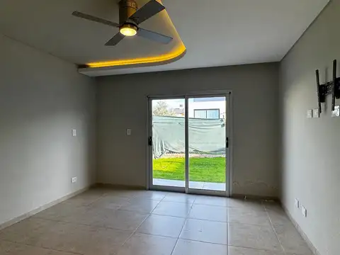 Casa en Alquiler al Norte