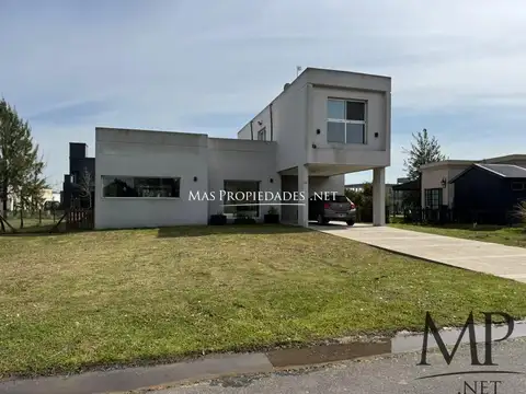 Casa en Alquiler al Sur