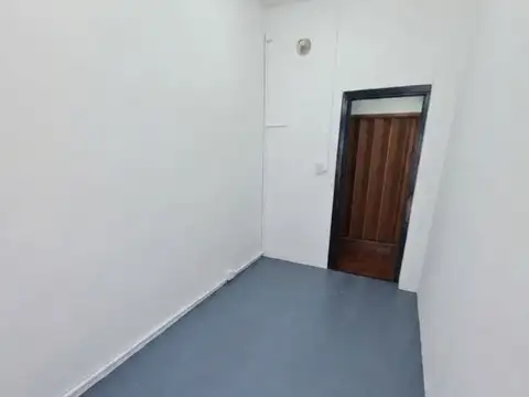 Oficina en Alquiler en Tablada, $ 250.000