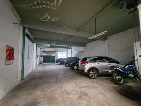 Galpon en Venta en Parque Chacabuco, USD 298.000
