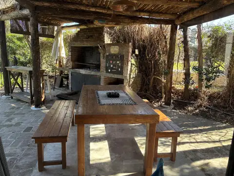 Casa en Alquiler Temporal con 1 cochera