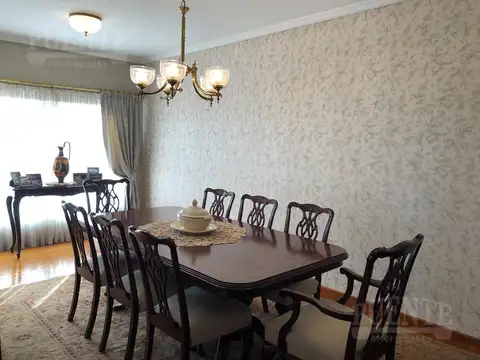 Departamento 5 ambientes con 2 baños