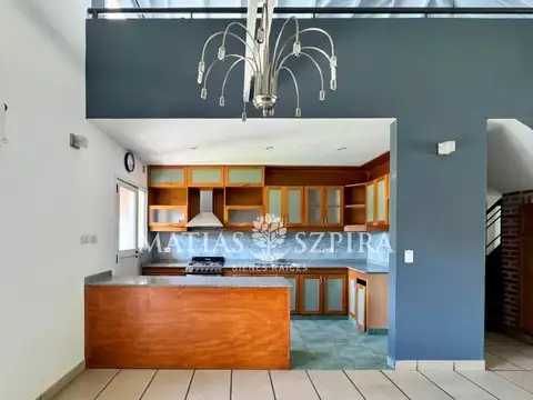 CASA EN VENTA EN HARAS MARIA ELENA