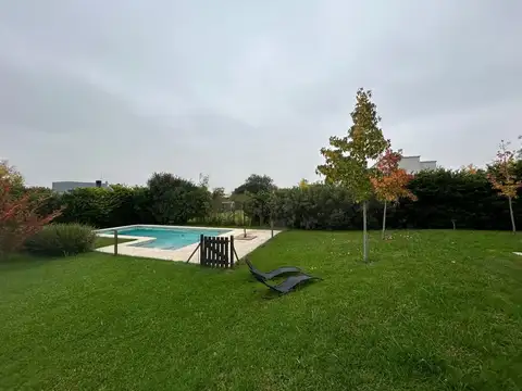 Casa en Alquiler Temporal en Estancias Del Pilar, USD 5.000