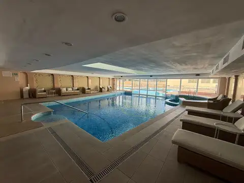 Departamento 8 ambientes con 2 baños