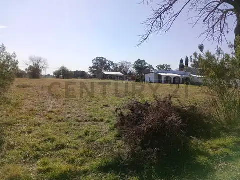 TERREO A PASOS DEL RIO