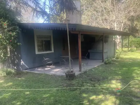 Casa en venta - 2 Dormitorios 1 Baño - La Plata