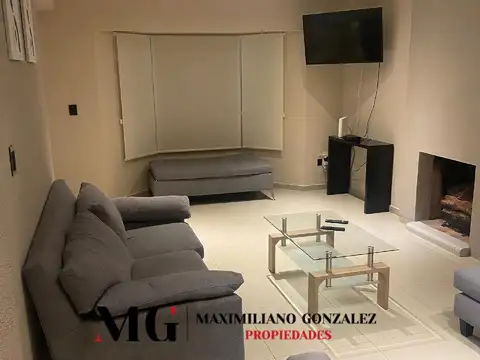 Casa en Alquiler en Echeverria Del Lago, USD 2.000
