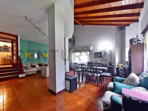 Casa en Venta al Este