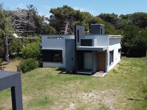 Hipólito Yrigoyen 3253| |NUEVA ATLANTIS|