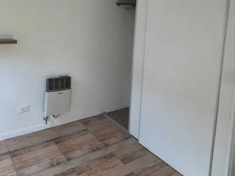 Departamento en Alquiler en Aparts del Pinazo, USD 735