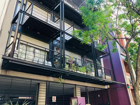 EXCELENTE 3 AMB EN TRIPLEX CON TERRAZA PROPIA Y PILETA