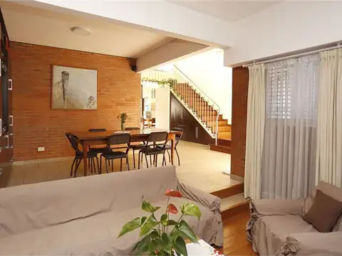 VENTA CASA 5 AMB LOTE / PROP SAN JUSTO