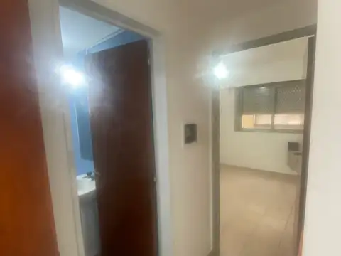 DEPARTAMENTO DE 3 AMBIENTES APTO PROFESIONAL.