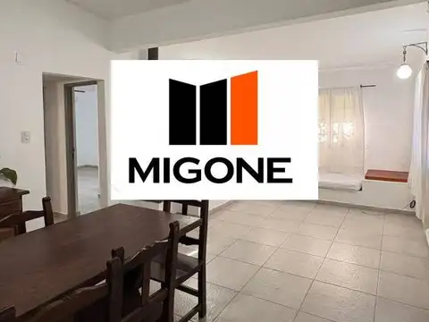 Casa 6 ambientes con 2 baños
