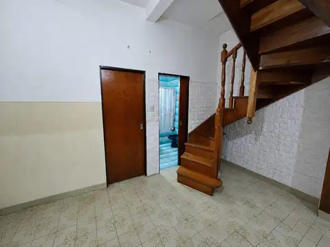Depto Tipo Casa en Venta con 1 cocheras