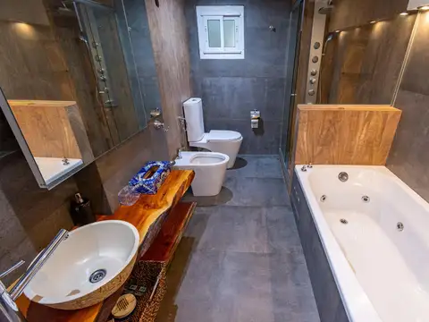 Departamento 3 ambientes con 3 baños