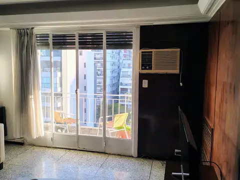 Ciudad De La Paz 1400, Piso 9