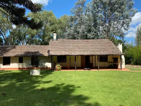 Casa en Countries/B.Cerrado (Campana)