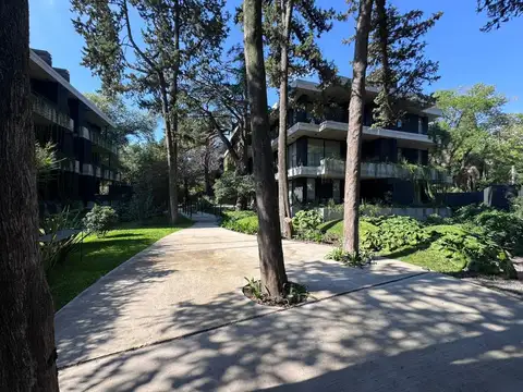 De La Huella 3400, Piso 1