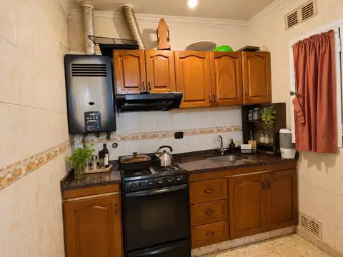 Casa 3 ambientes con 2 baños