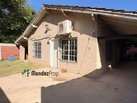Casa en Venta con 4 cocheras