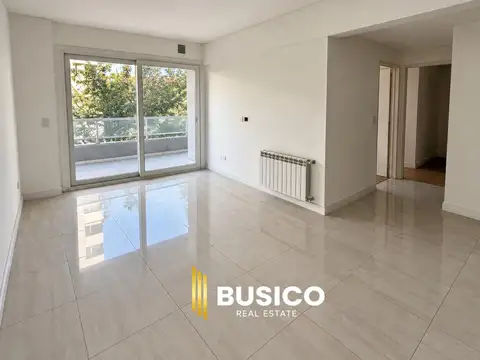 DEPARTAMENTO EN VENTA 3 AMBIENTES AL FRENTE CON COCHERA