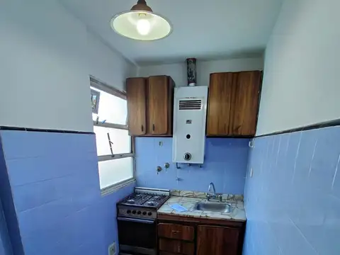 MONOAMBIENTE HERMOSO DEPARTAMENTO LUMINOSO - 27 METROS CUBIERTOS - COCINA SEPARADA