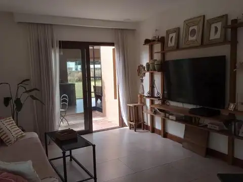 Casa en Alquiler Temporal con 6 cocheras